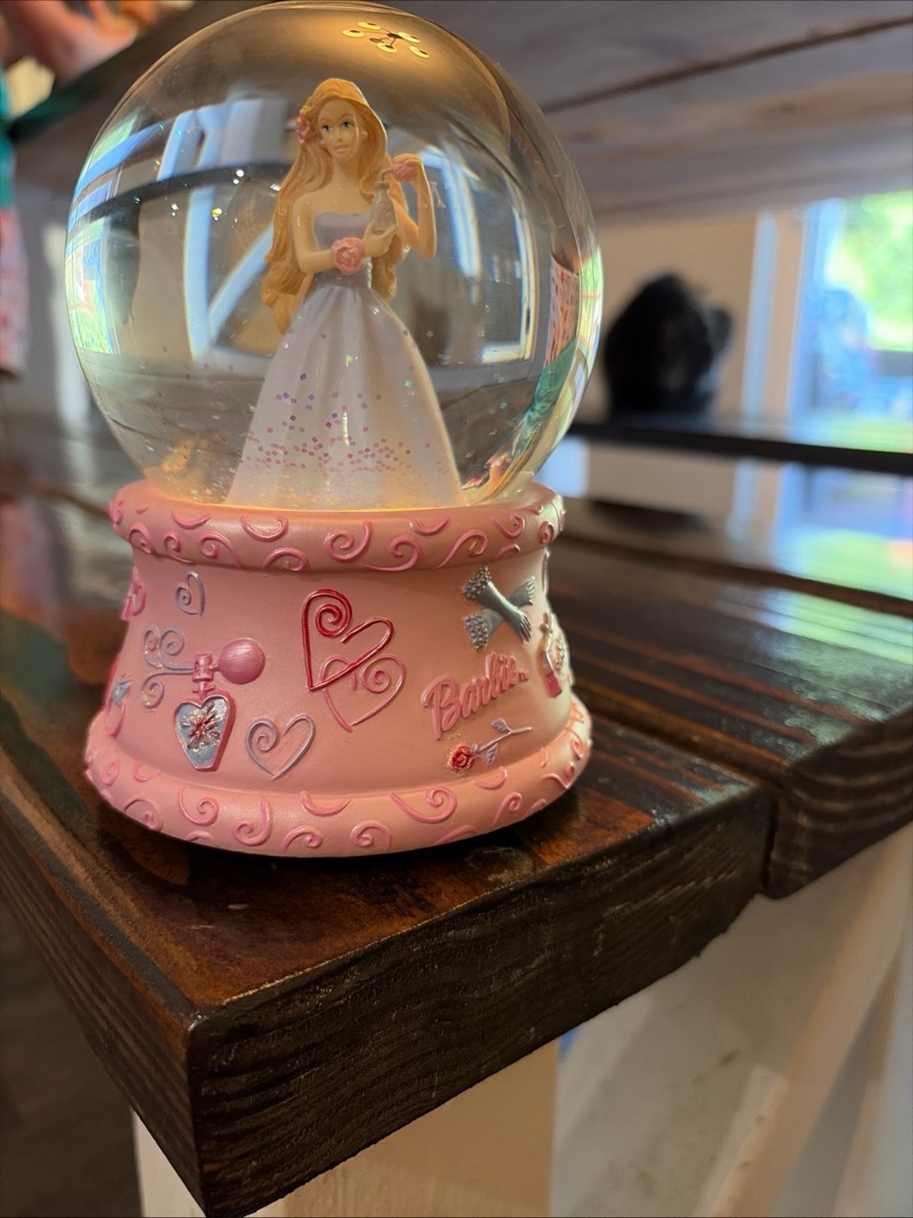 2002 Barbie Musical Glitter Musical Snow Globe